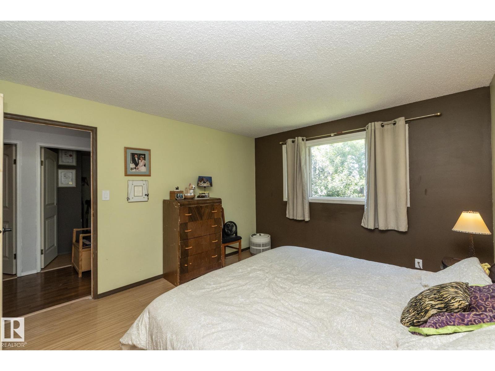 3608 44 St Property Photo 20
