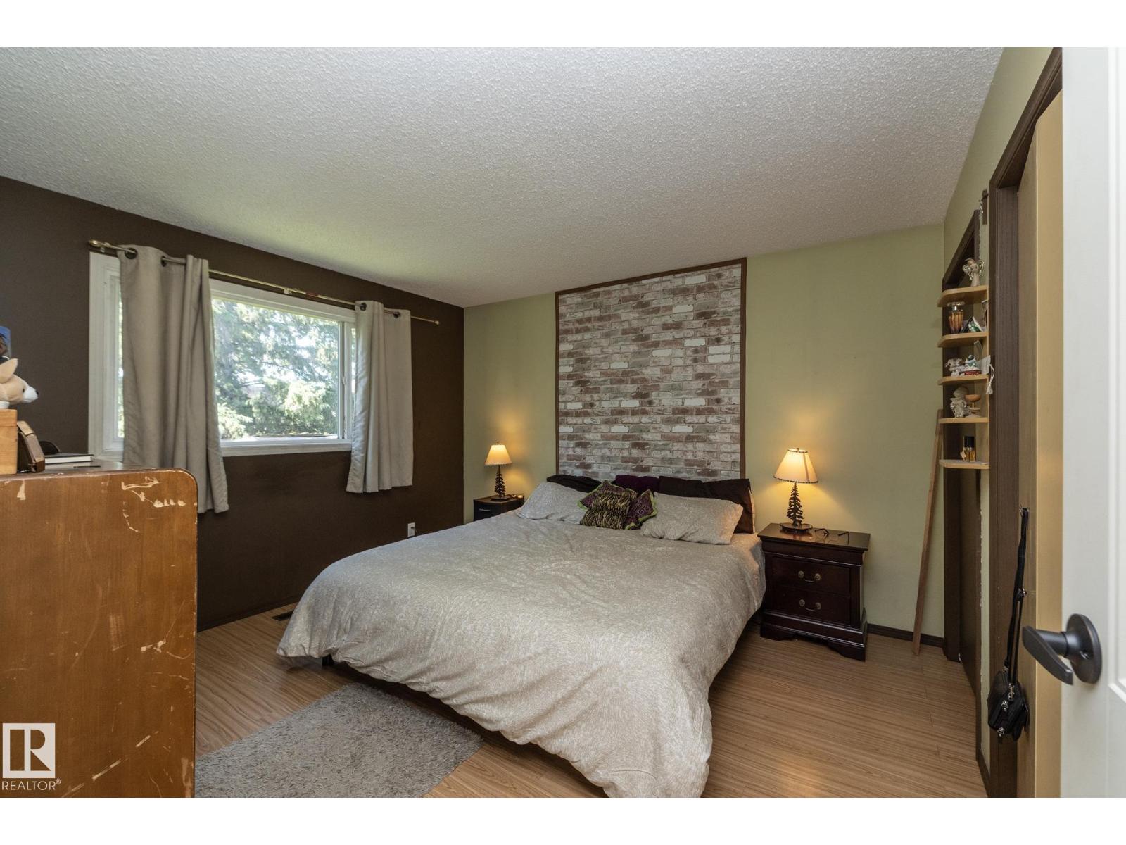 3608 44 St Property Photo 22