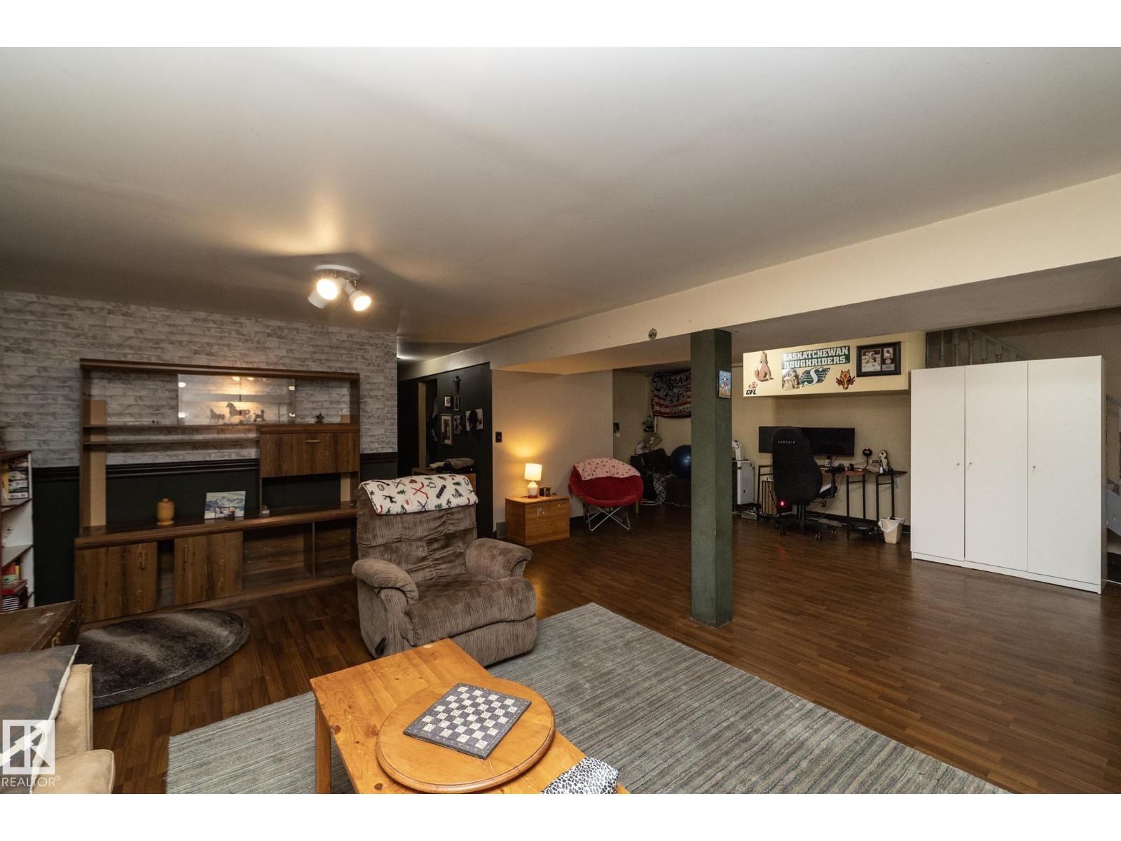 3608 44 St Property Photo 25