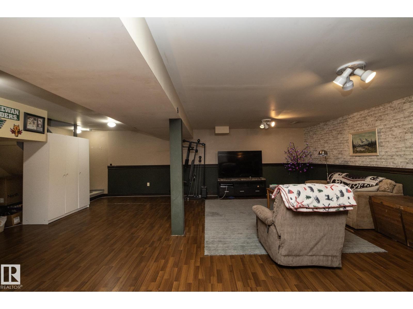3608 44 St Property Photo 26