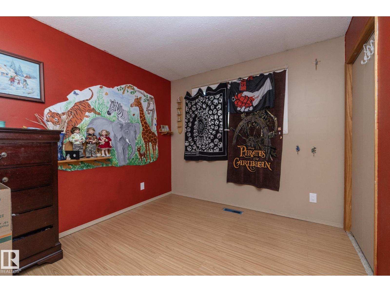 3608 44 St Property Photo 37