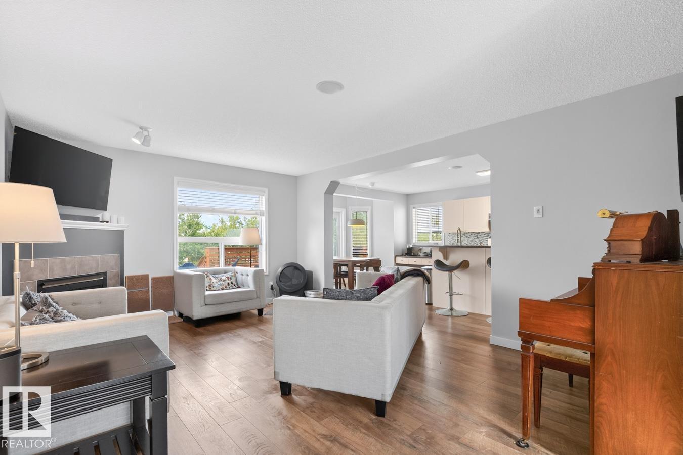 10 Douglas Cr Property Photo 7