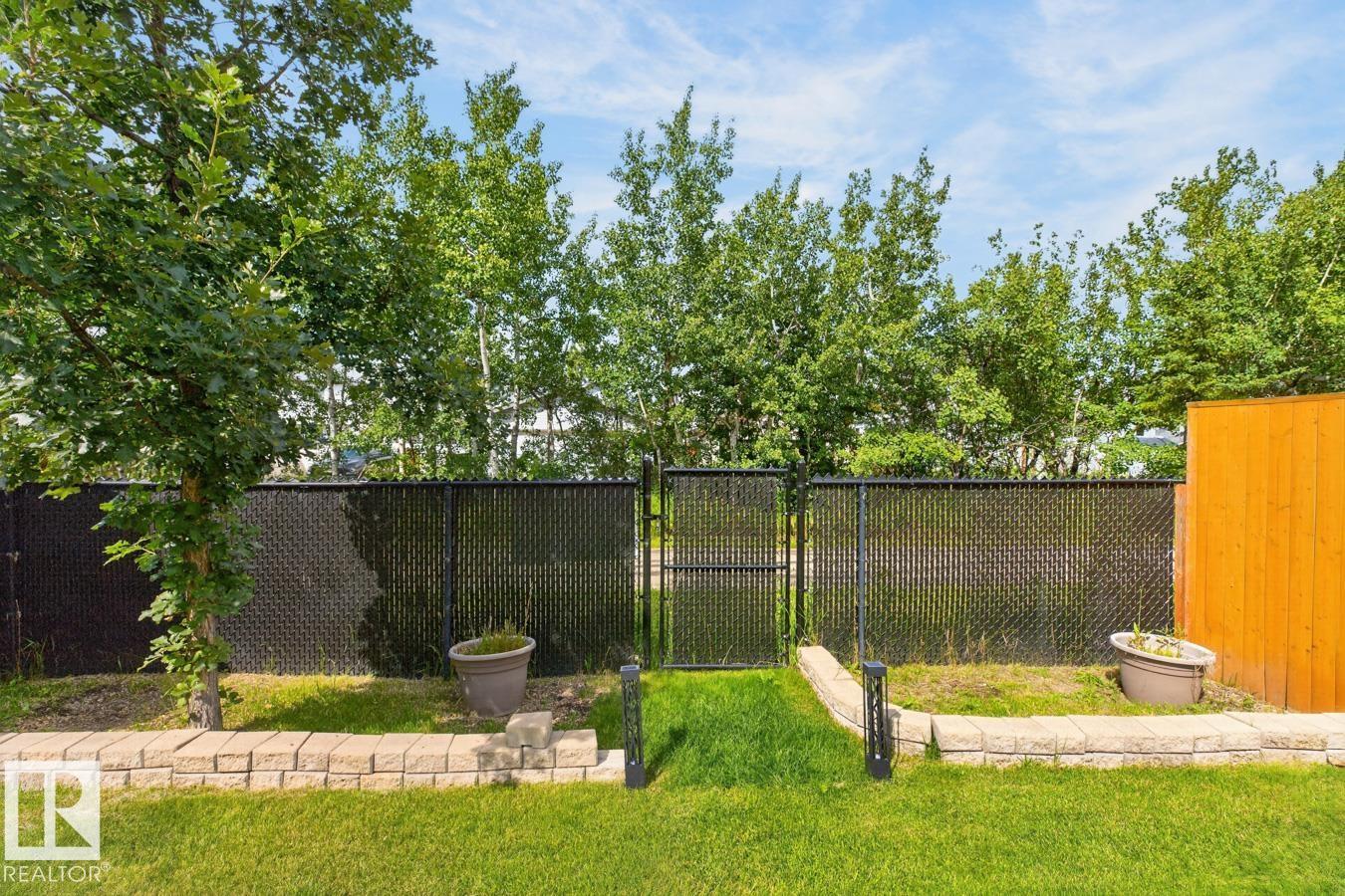 10 Douglas Cr Property Photo 44