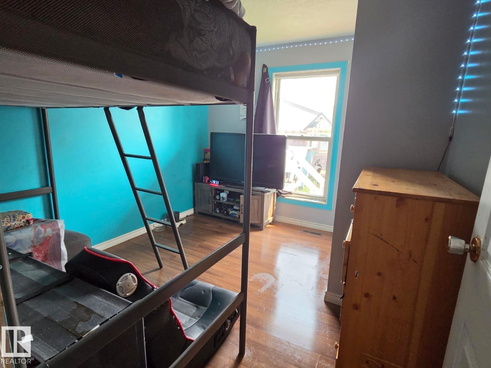 3511 28 Av Nw Property Photo 19
