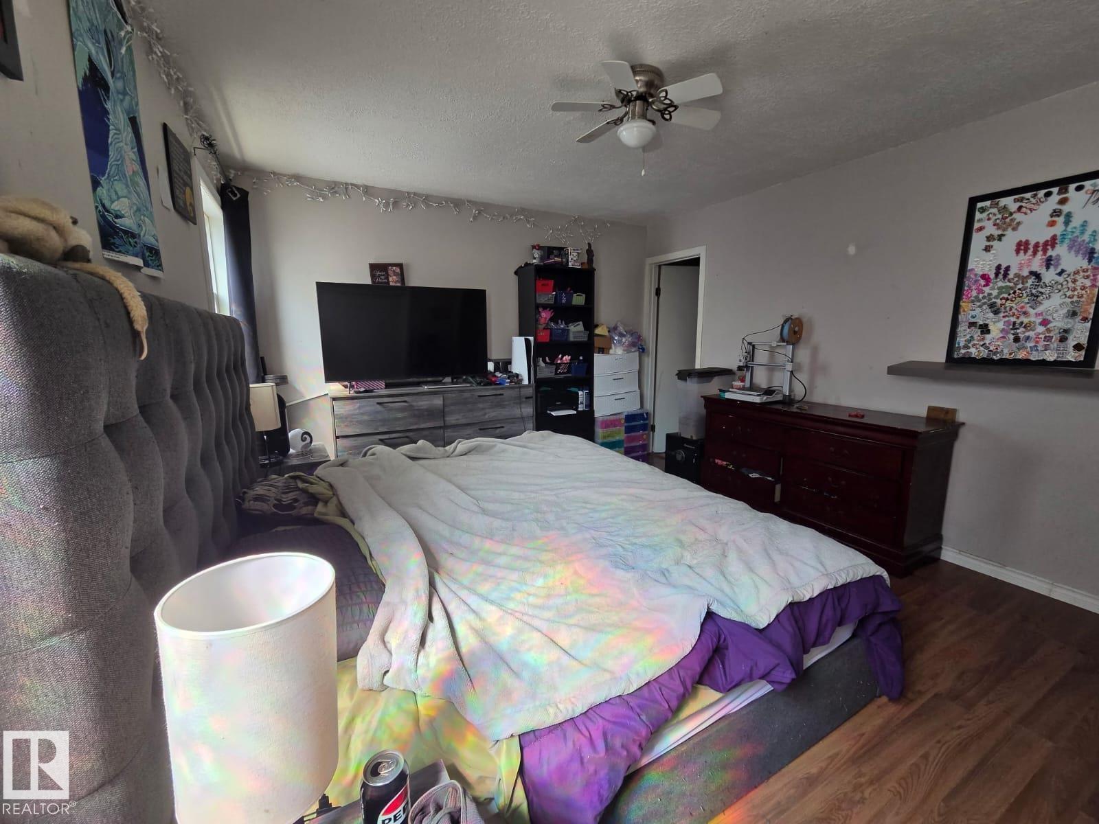 3511 28 Av Nw Property Photo 23