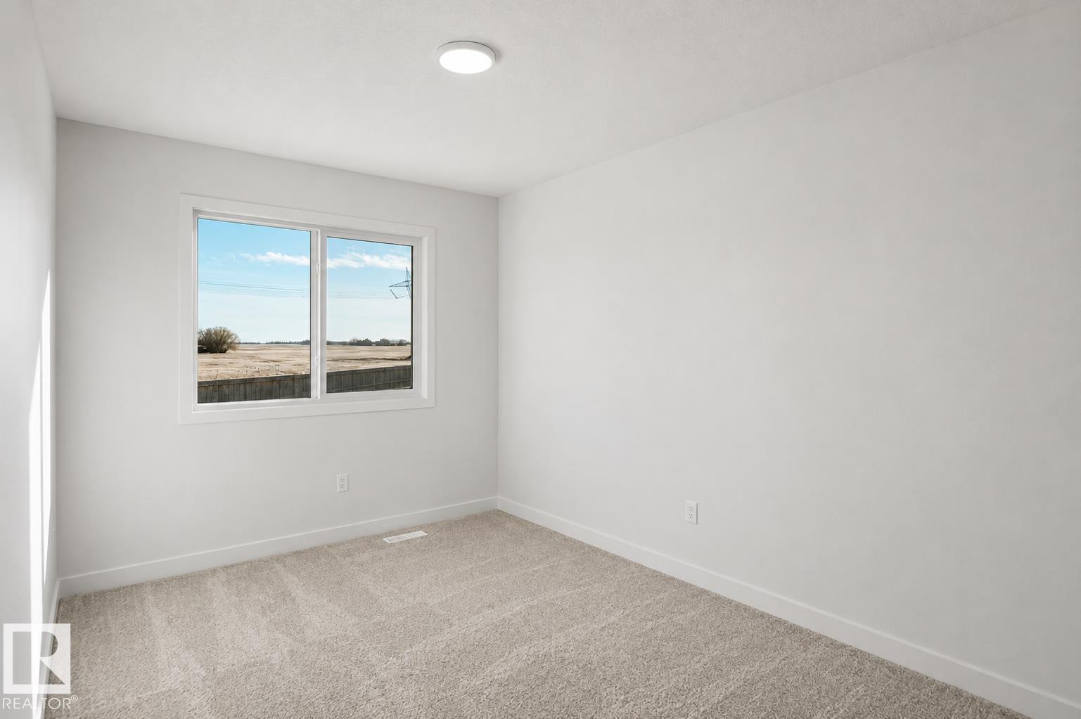 31 Emmett Wy Property Photo 14
