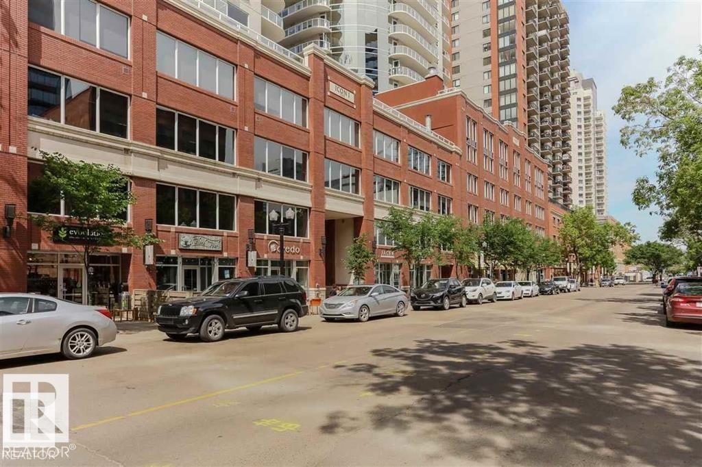 #801 10136 104 St Nw Property Photo 4