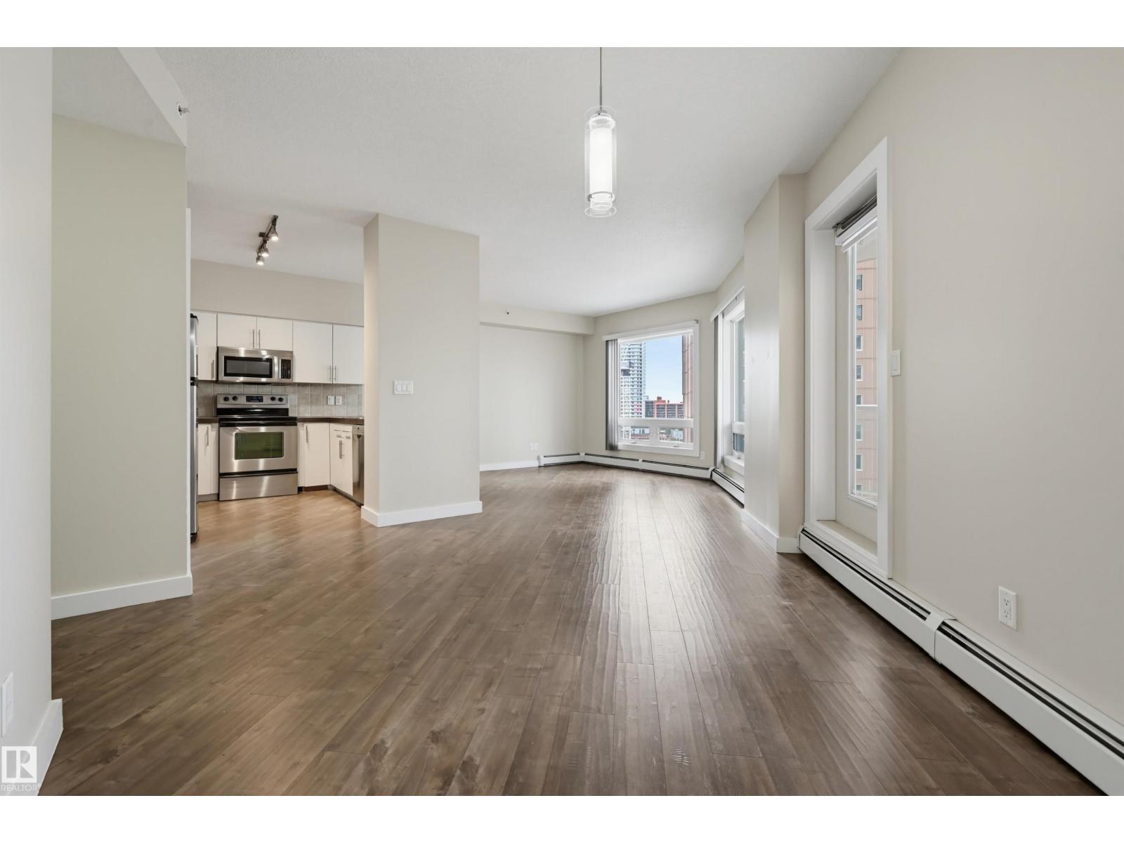 #801 10136 104 St Nw Property Photo 11