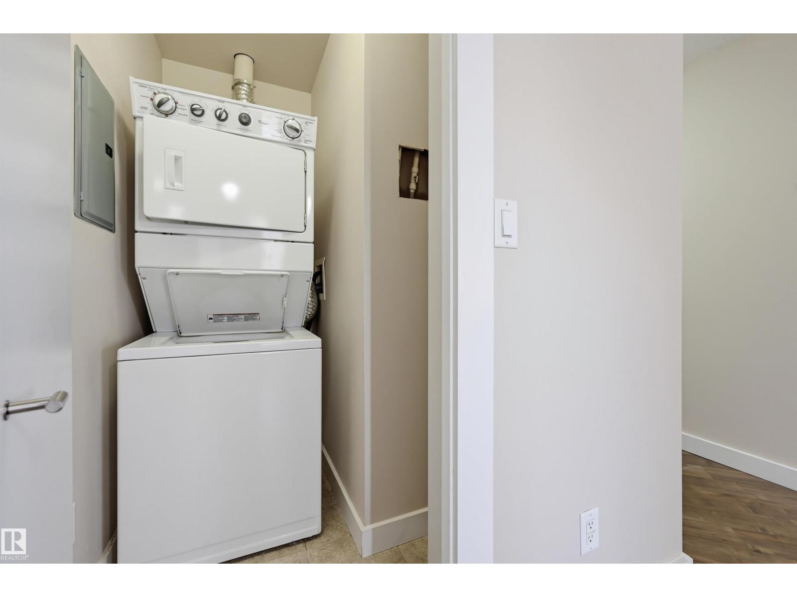 #801 10136 104 St Nw Property Photo 21