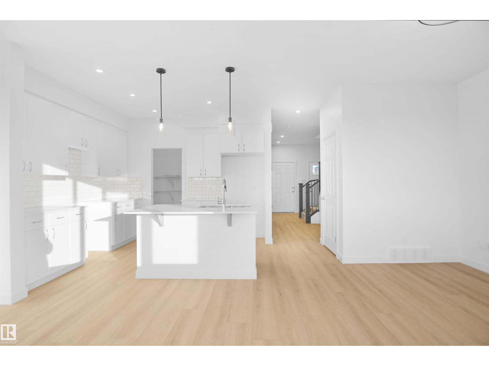 1753 Westerra Wd Property Photo 6