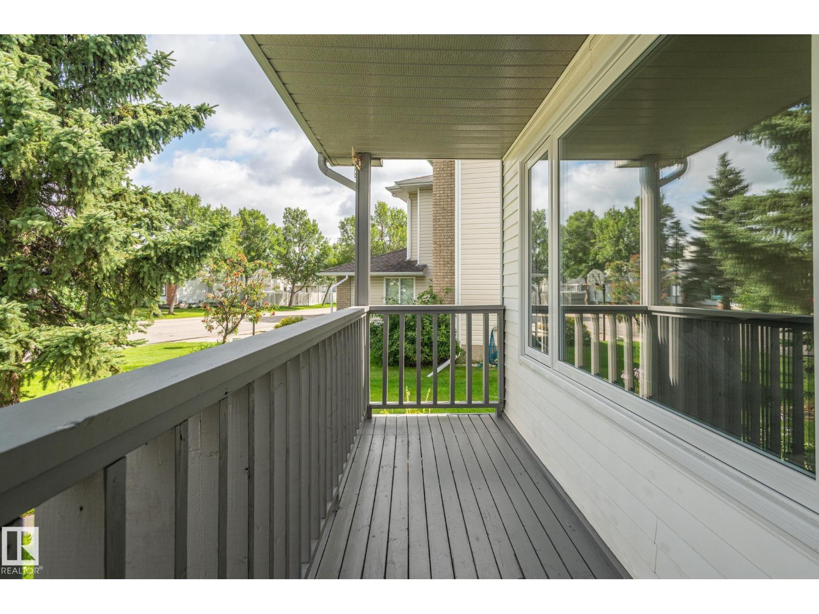 435 Ormsby Rd W Nw Property Photo 4