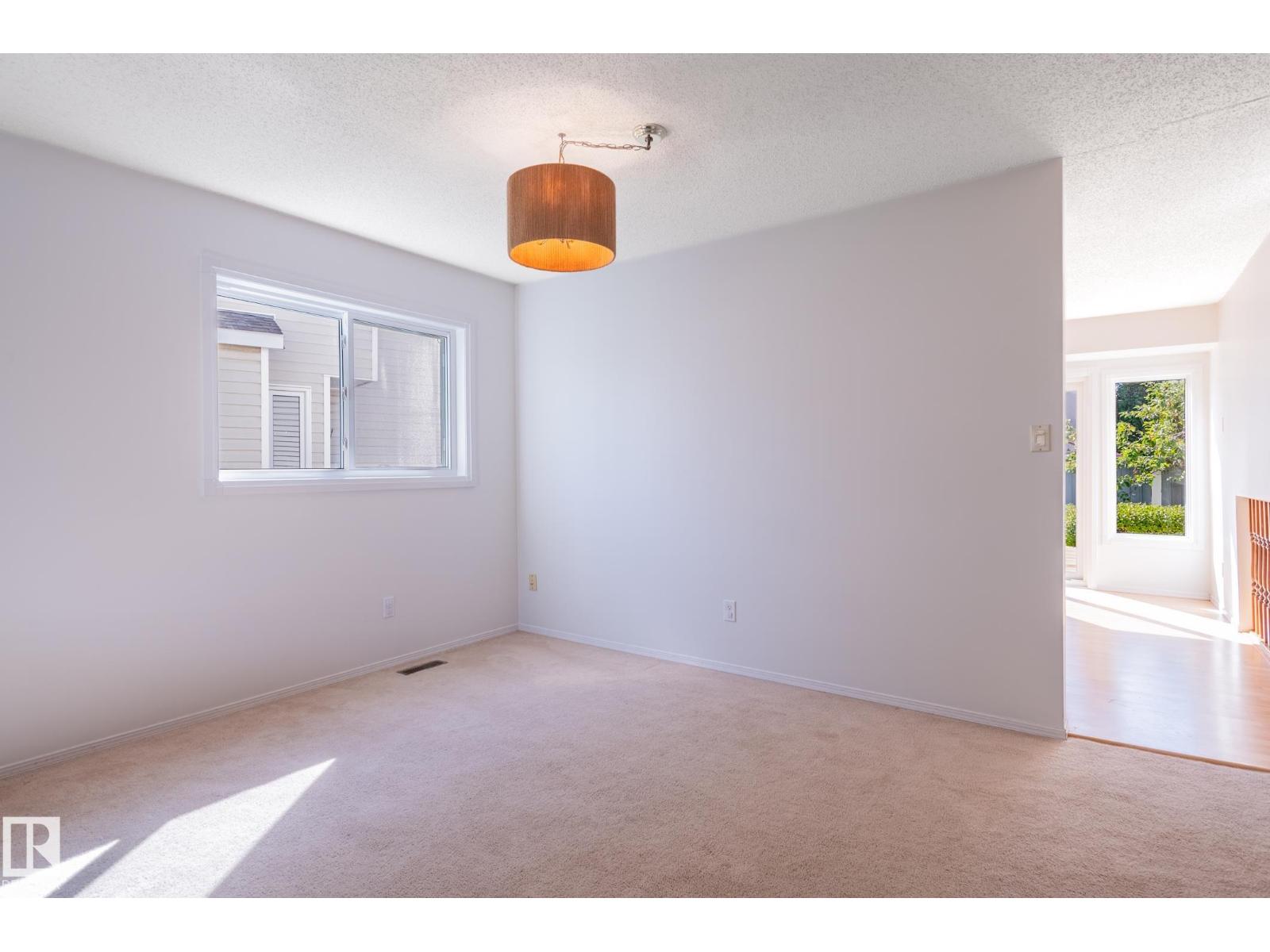 435 Ormsby Rd W Nw Property Photo 10