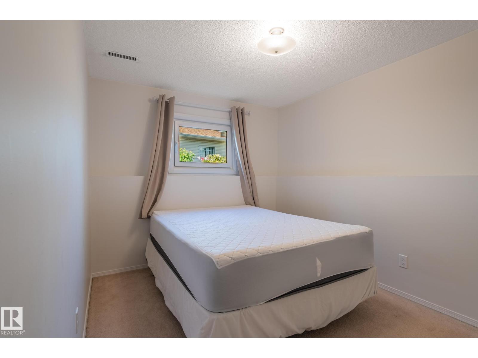 435 Ormsby Rd W Nw Property Photo 40