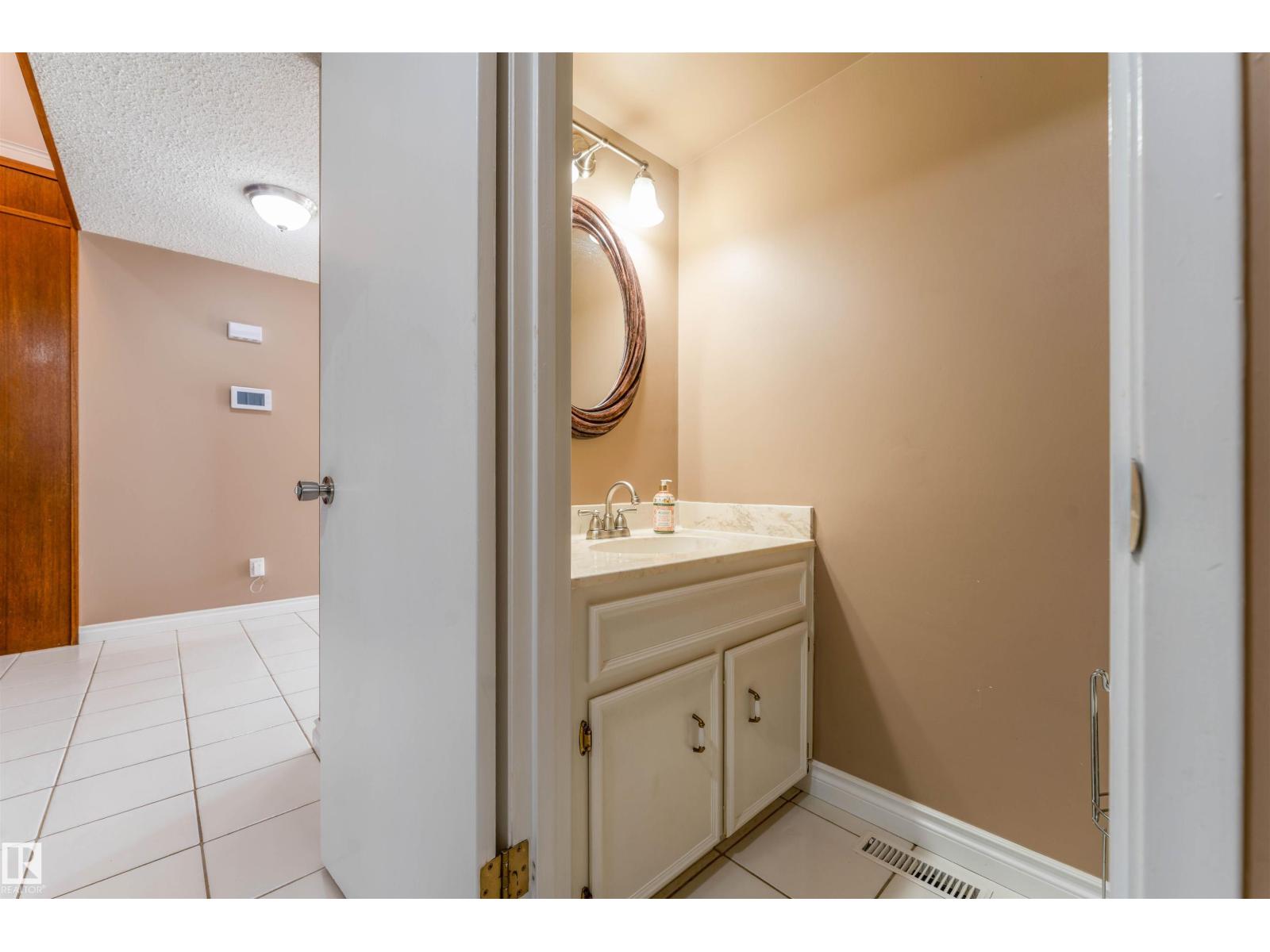 190 Gariepy Cr Nw Property Photo 22