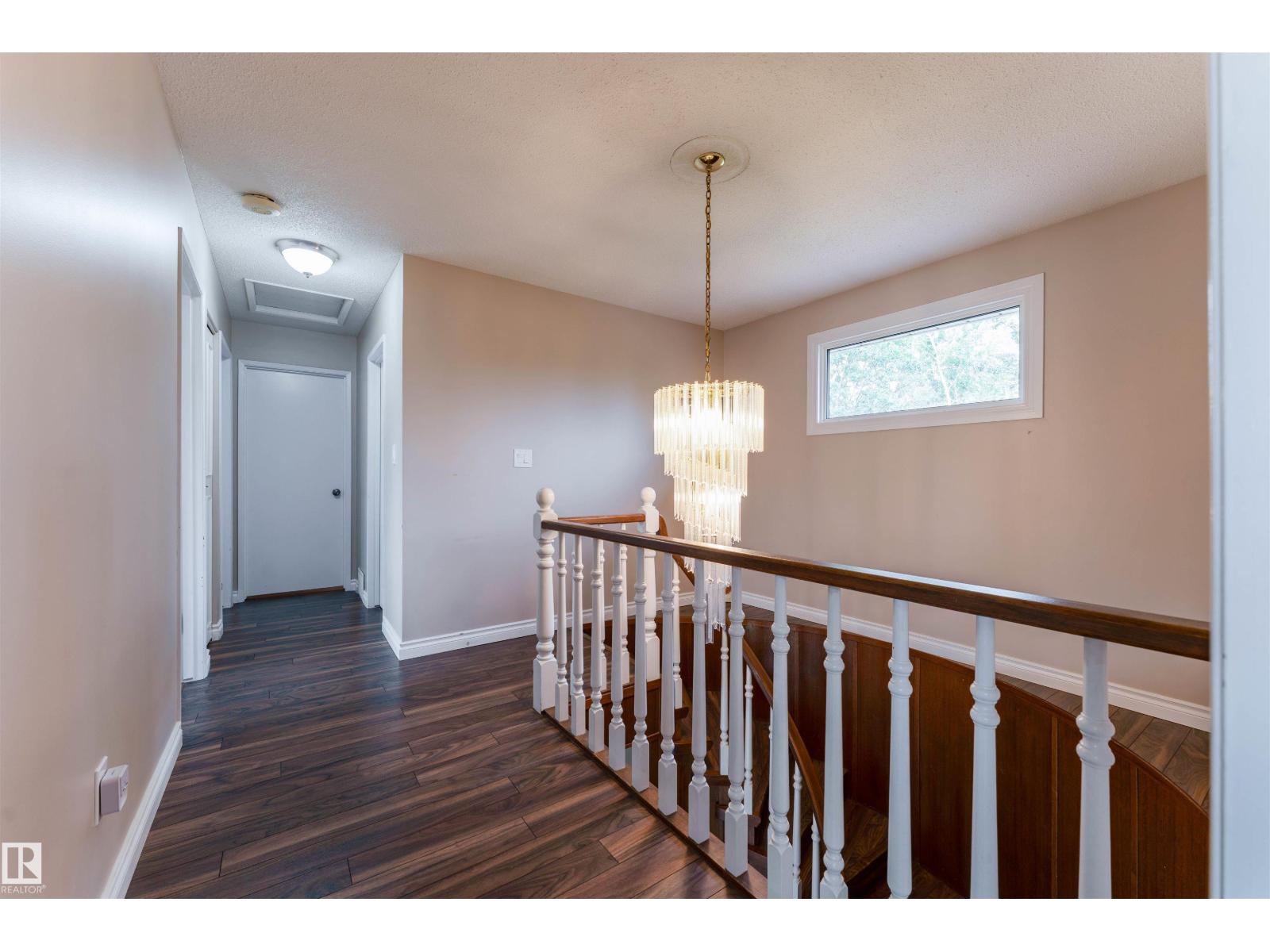 190 Gariepy Cr Nw Property Photo 25