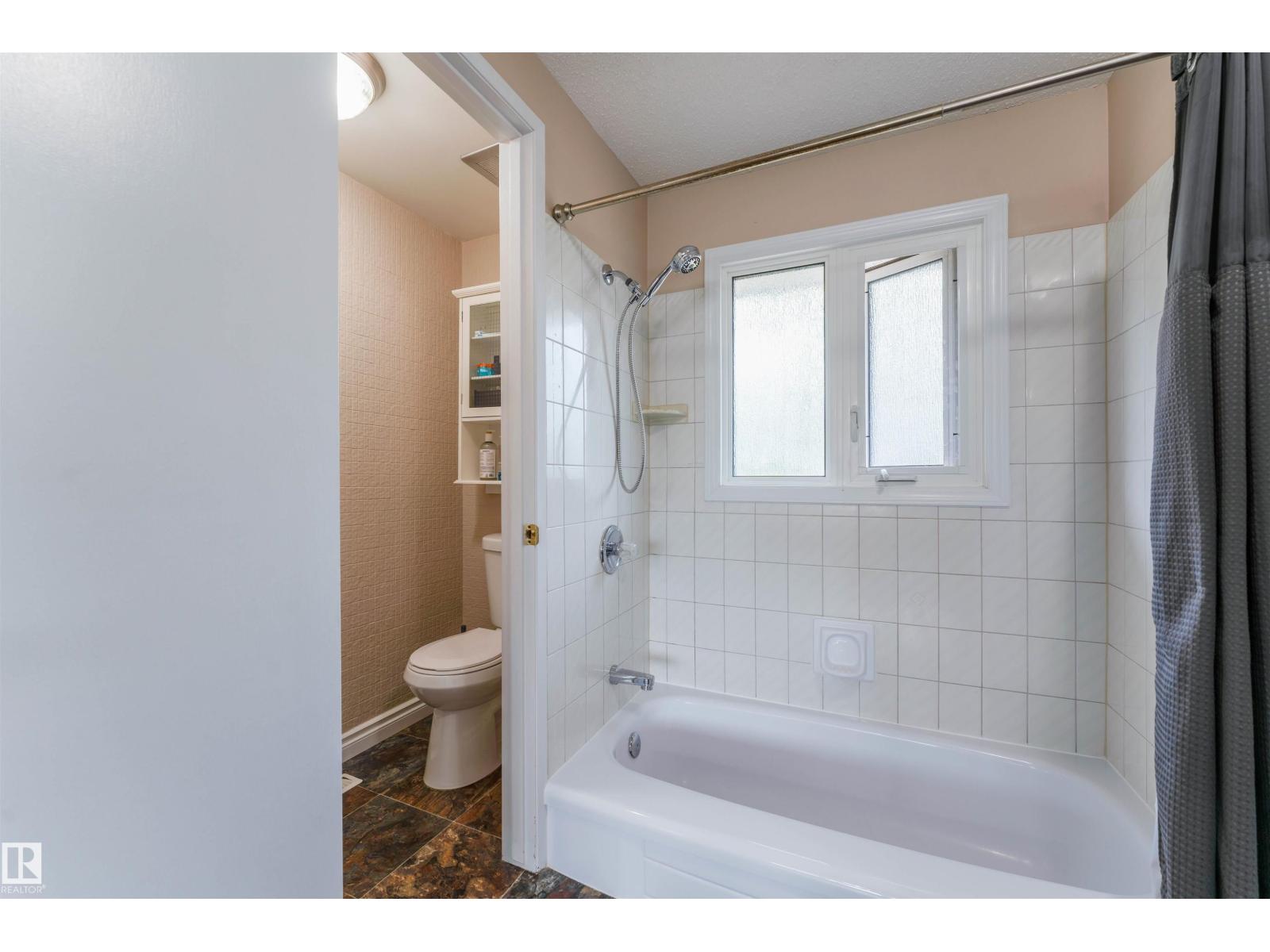 190 Gariepy Cr Nw Property Photo 32