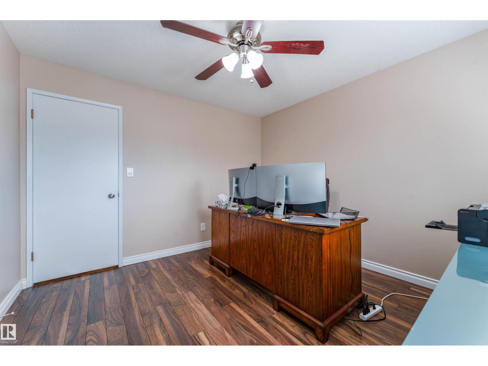190 Gariepy Cr Nw Property Photo 38