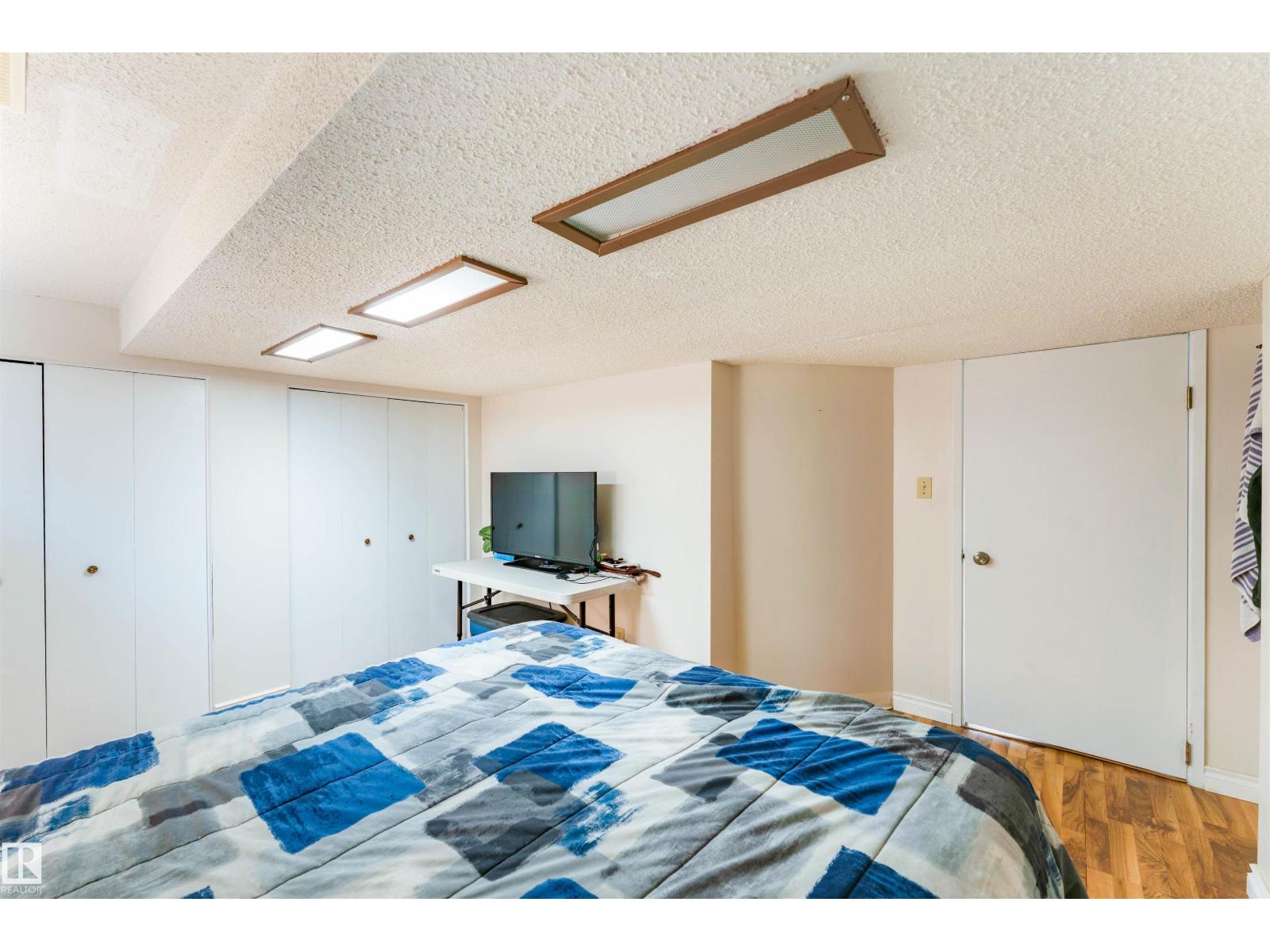 190 Gariepy Cr Nw Property Photo 51