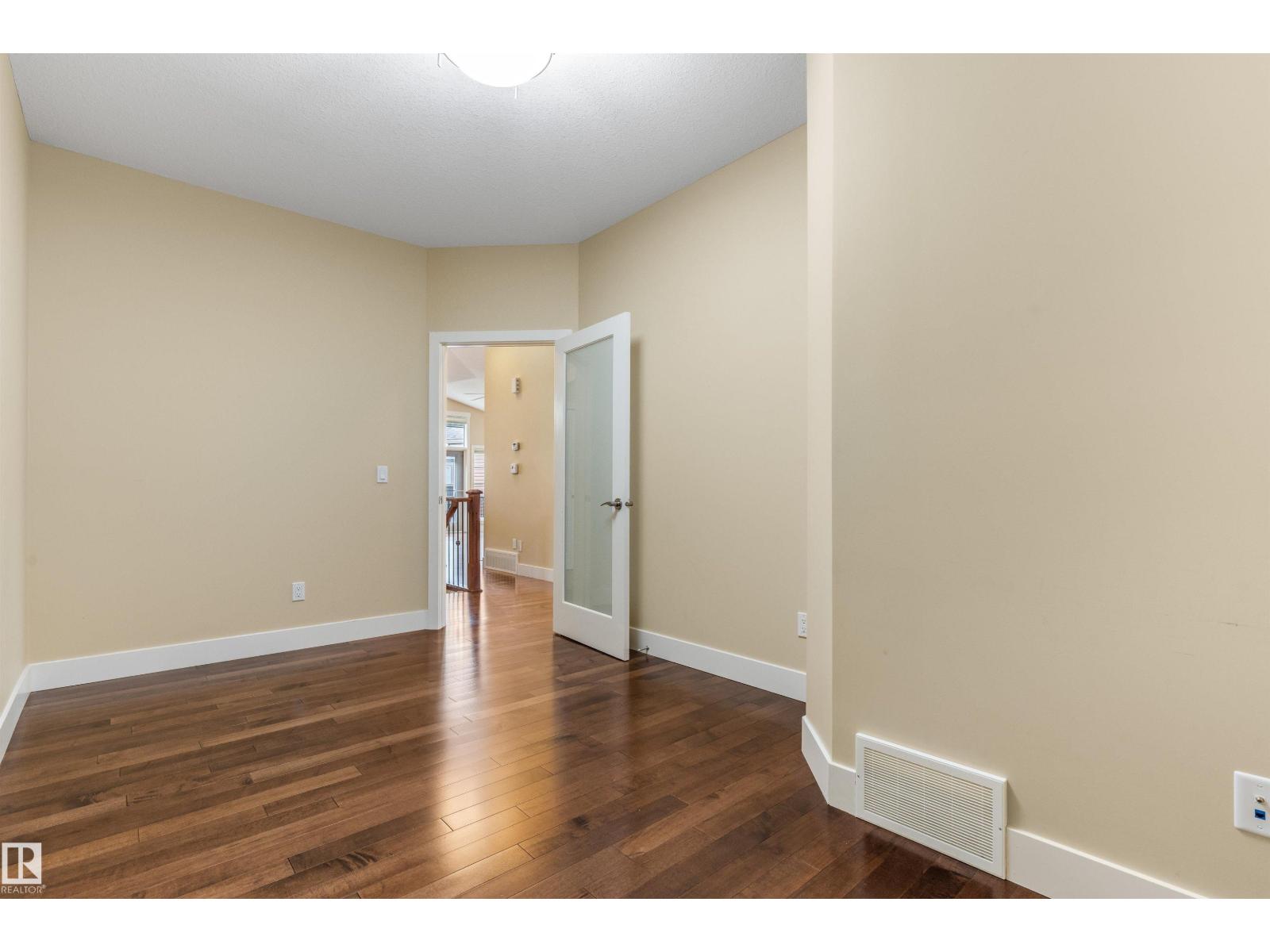 #214 50 Heatherglen Dr Property Photo 33