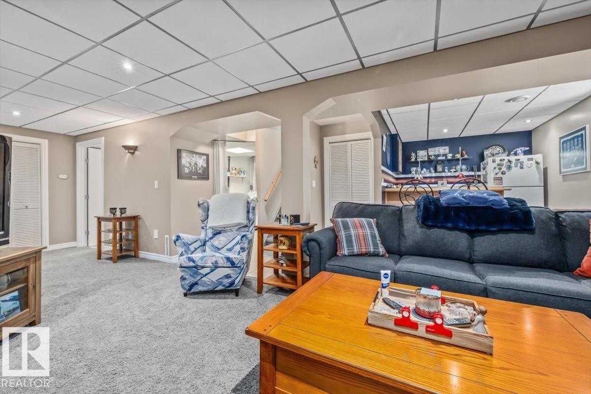 7408 133 Av Nw Property Photo 25