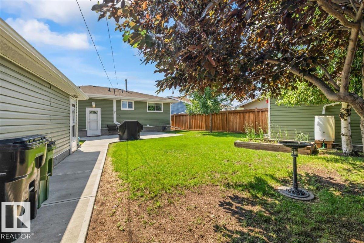 7408 133 Av Nw Property Photo 33