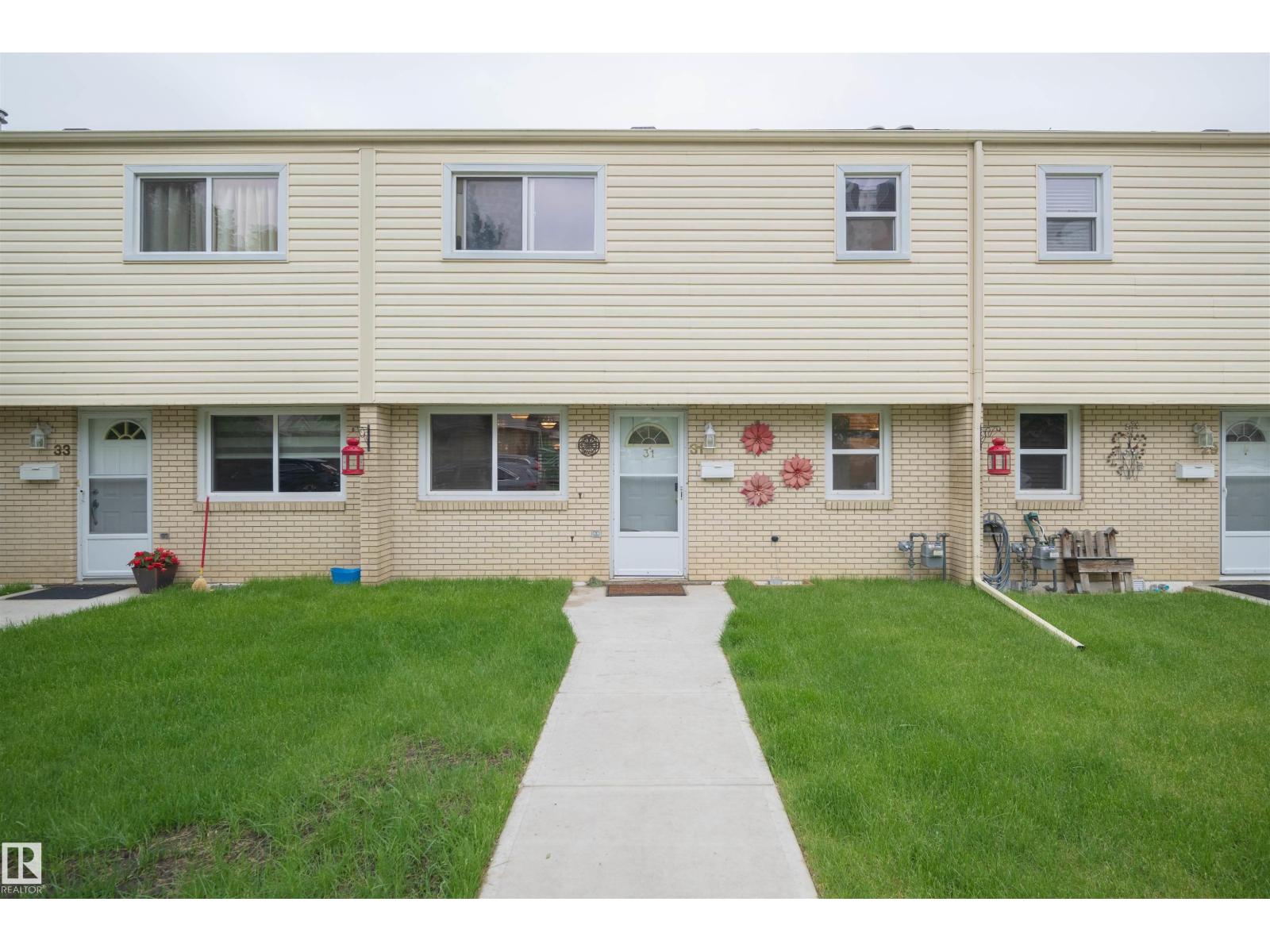 31 Royal RD NW