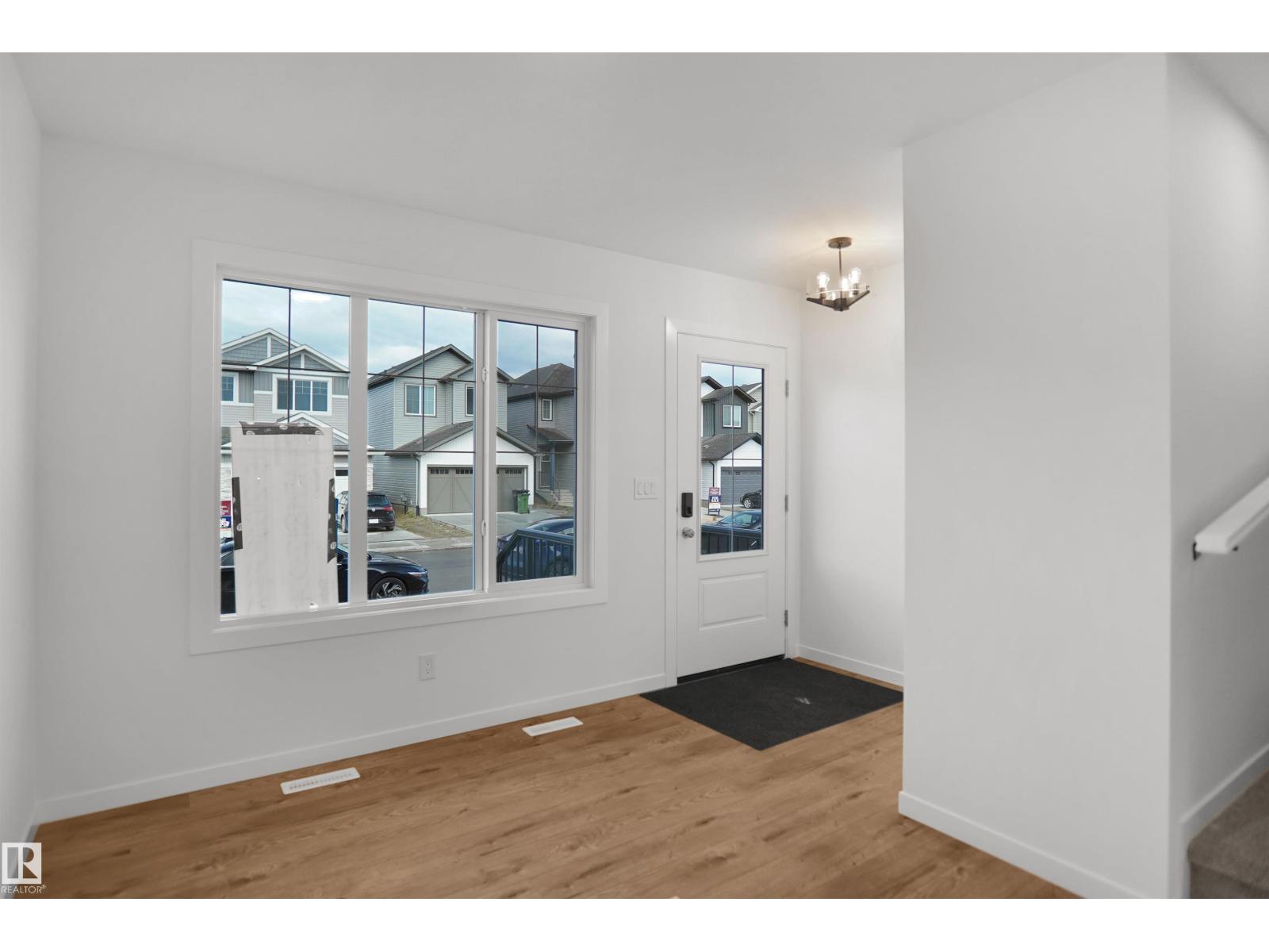 2115 210 St Nw Property Photo 5