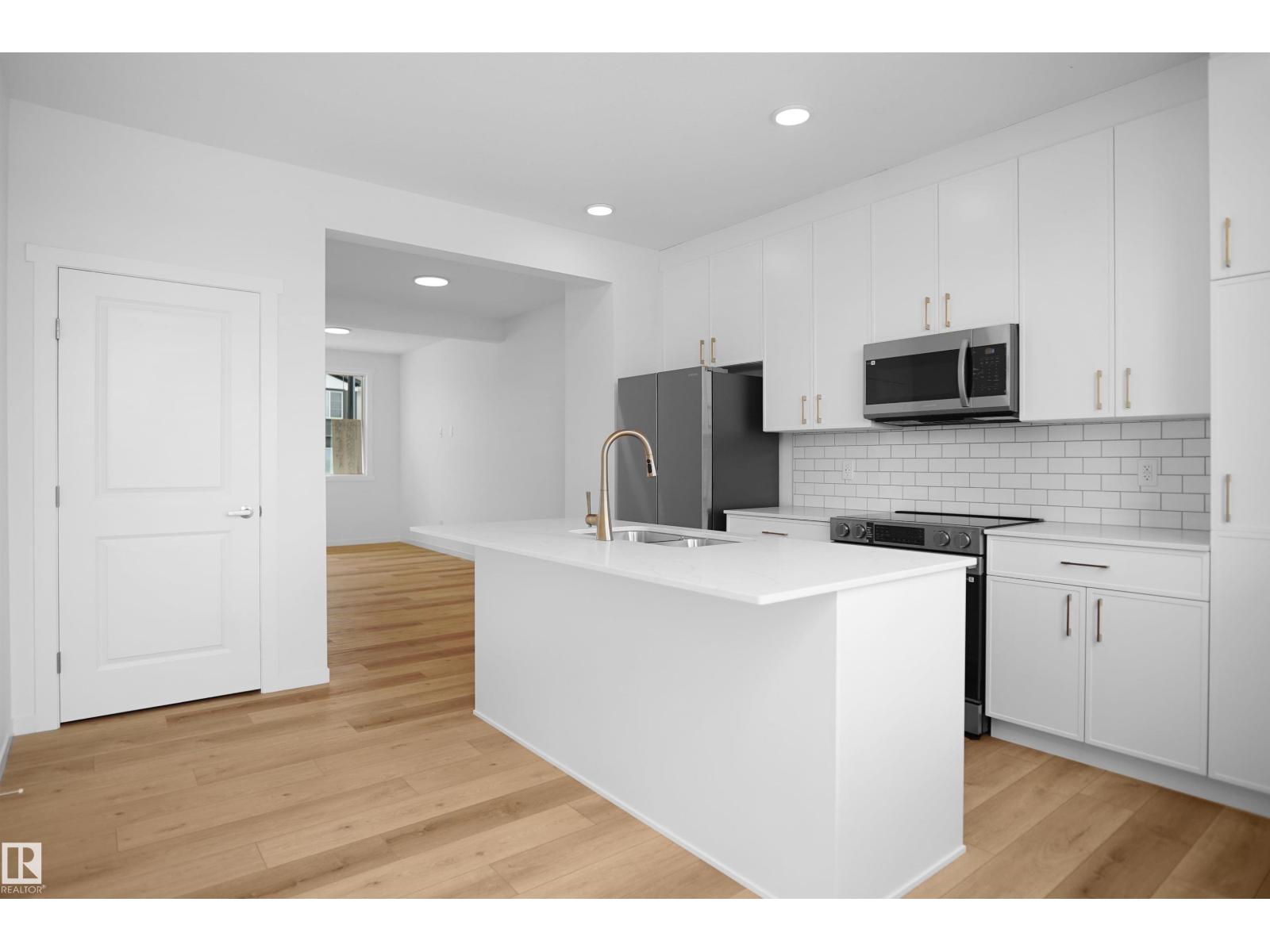4296 Kinglet Dr Nw Property Photo 13