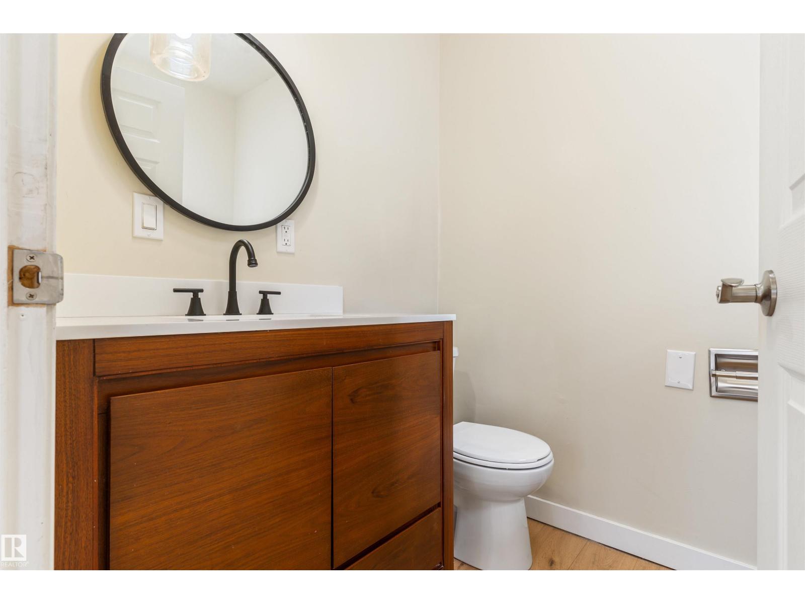 12337 128 Av Nw Property Photo 4