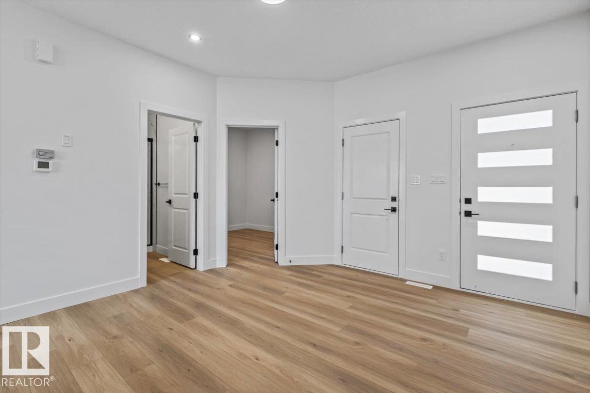 29 Foxtail Rd Property Photo 2
