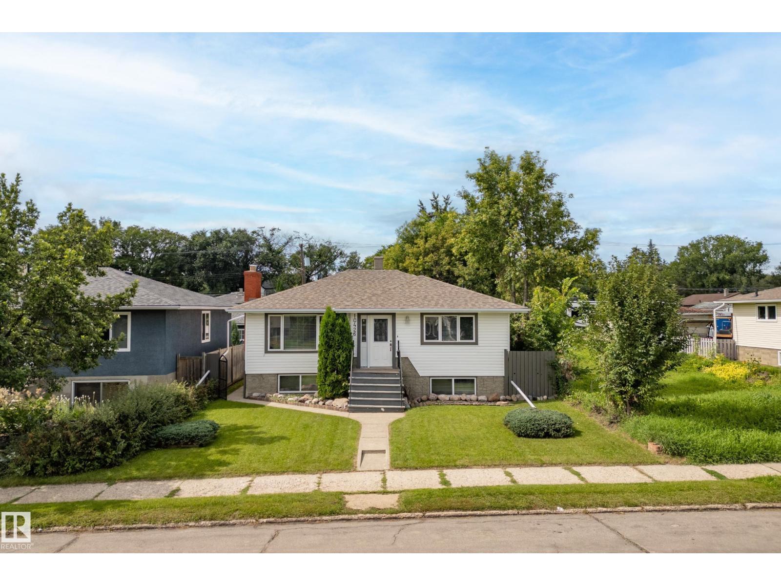 10426 79 St Nw Property Photo 3