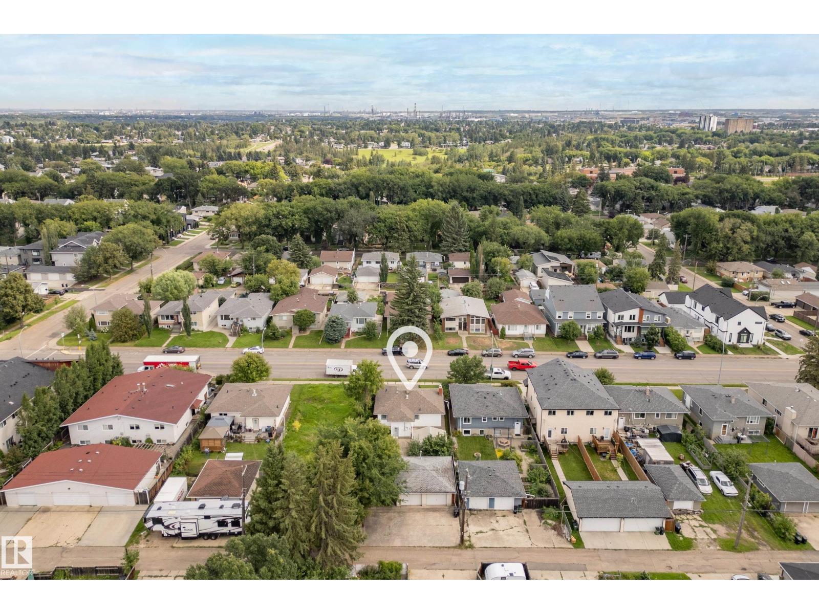 10426 79 St Nw Property Photo 6