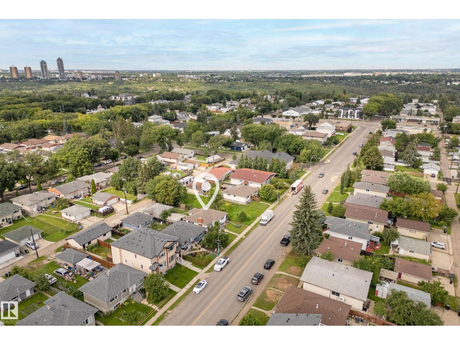 10426 79 St Nw Property Photo 8