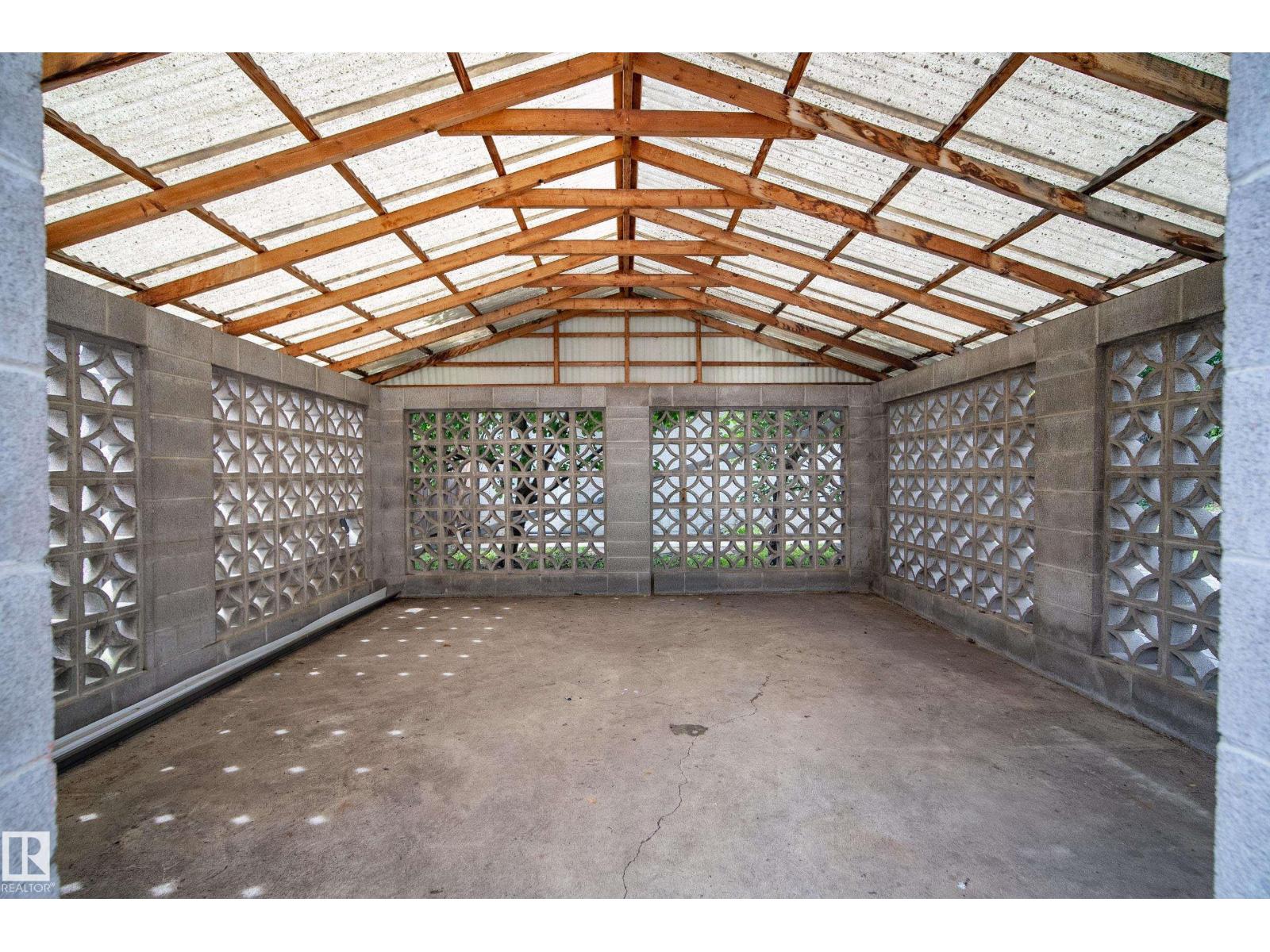 10426 79 St Nw Property Photo 14
