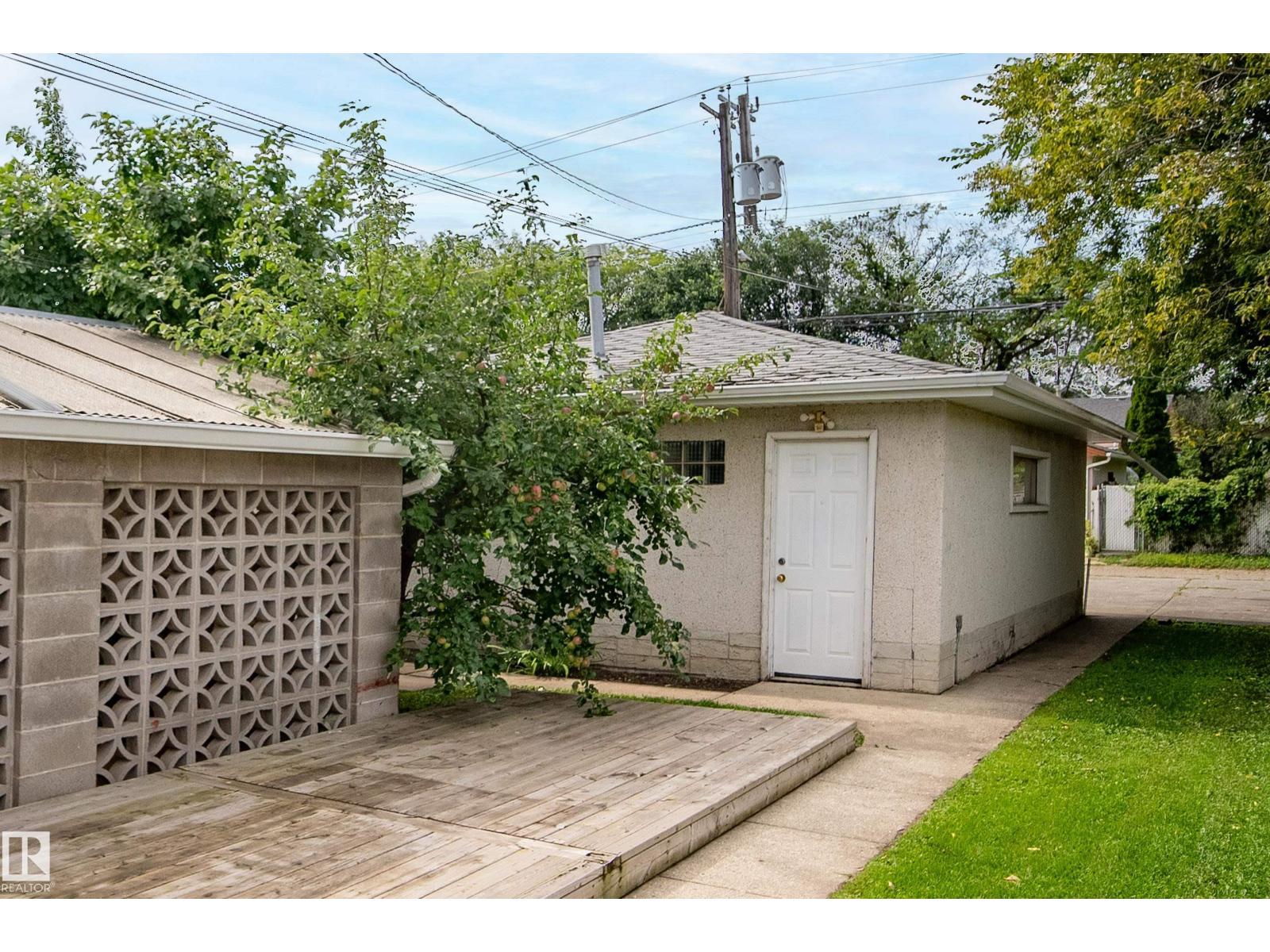 10426 79 St Nw Property Photo 16