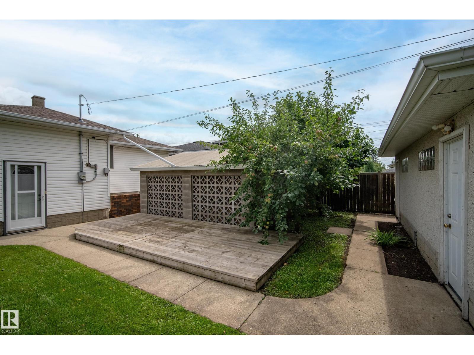 10426 79 St Nw Property Photo 17