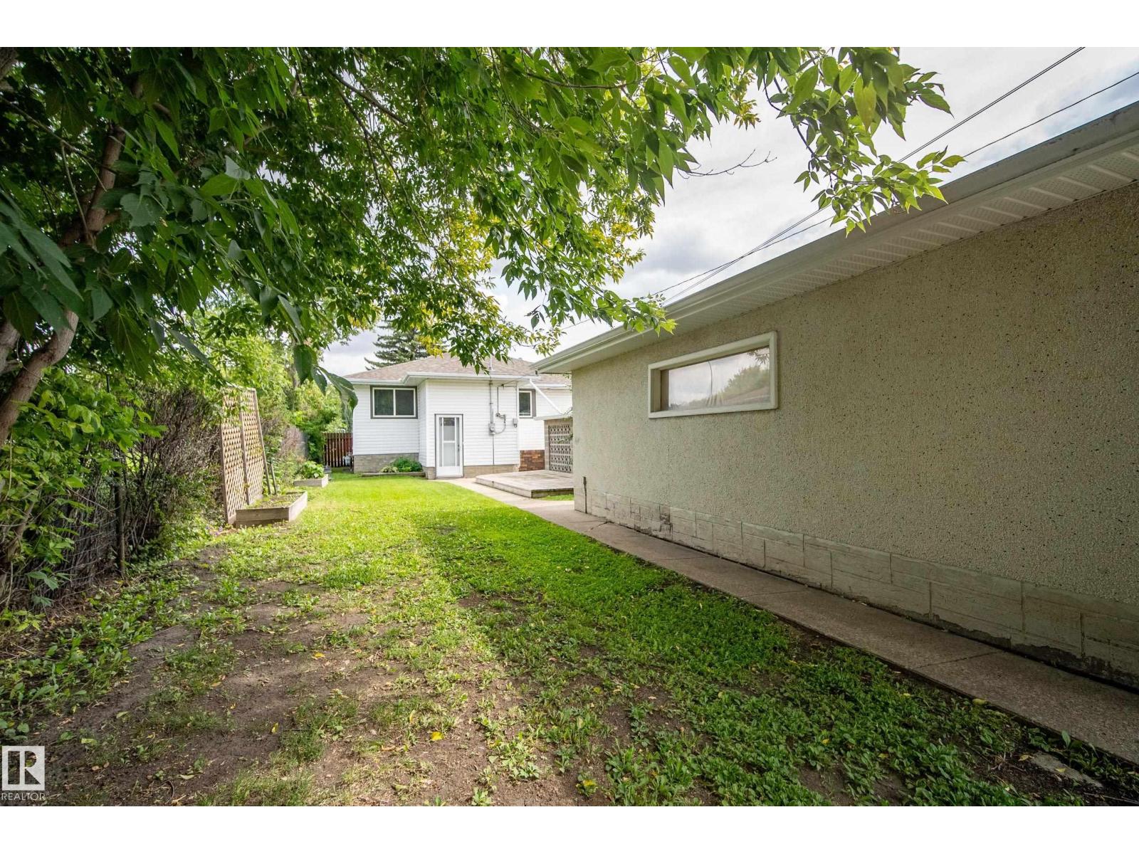 10426 79 St Nw Property Photo 19
