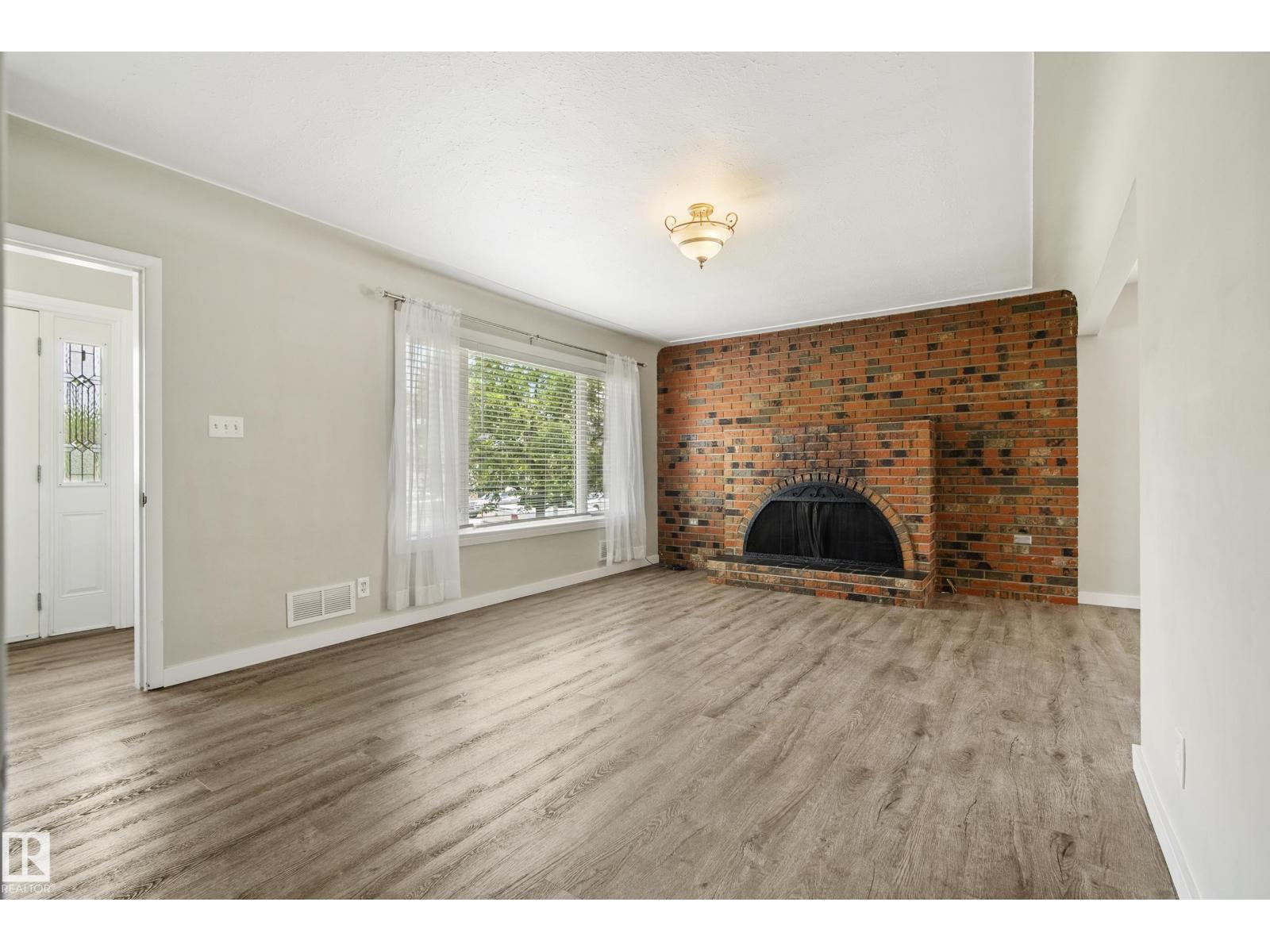 10426 79 St Nw Property Photo 24