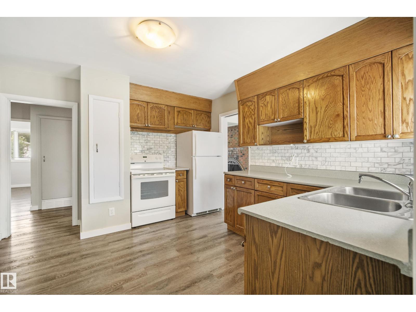 10426 79 St Nw Property Photo 30