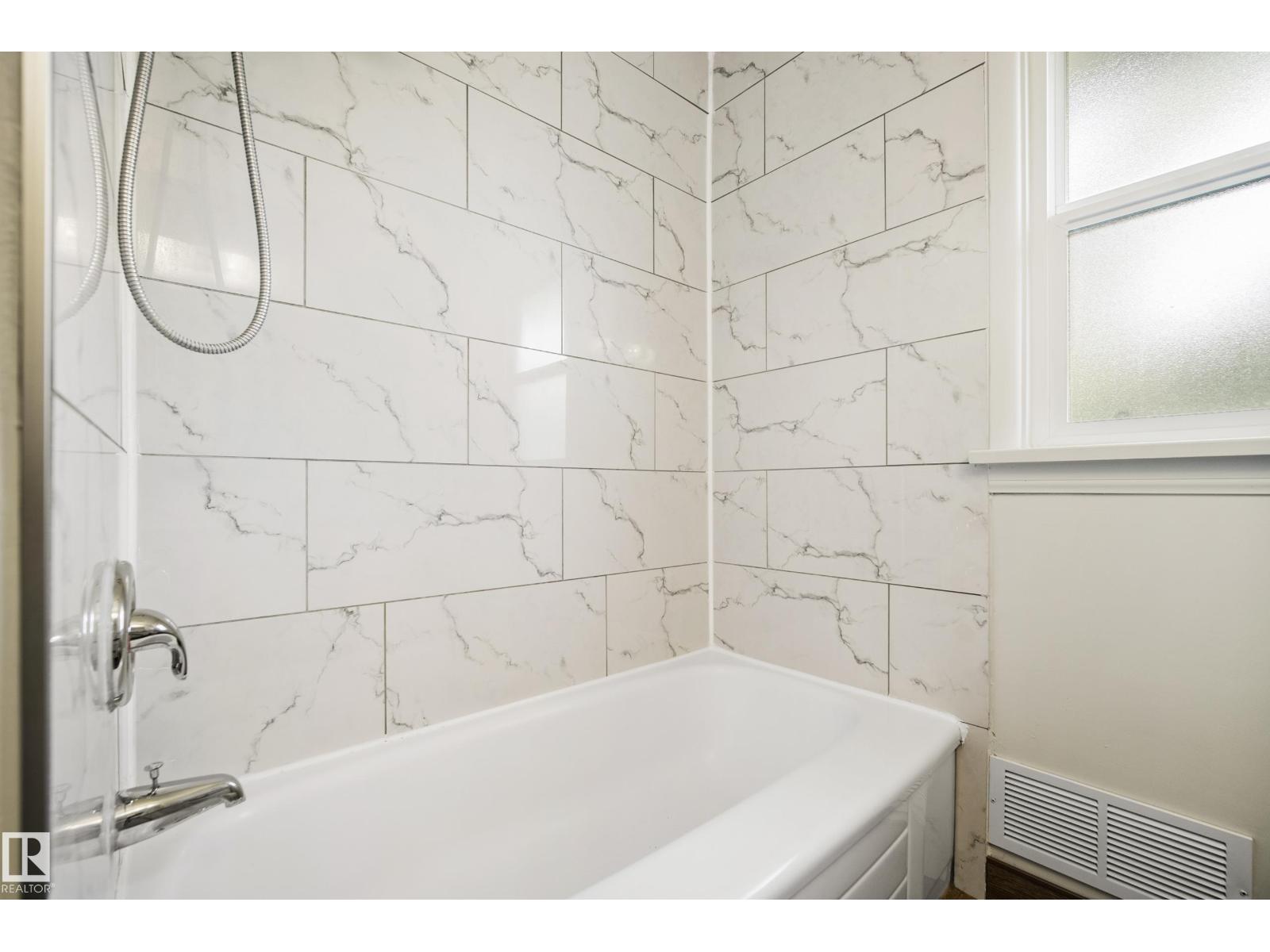 10426 79 St Nw Property Photo 37
