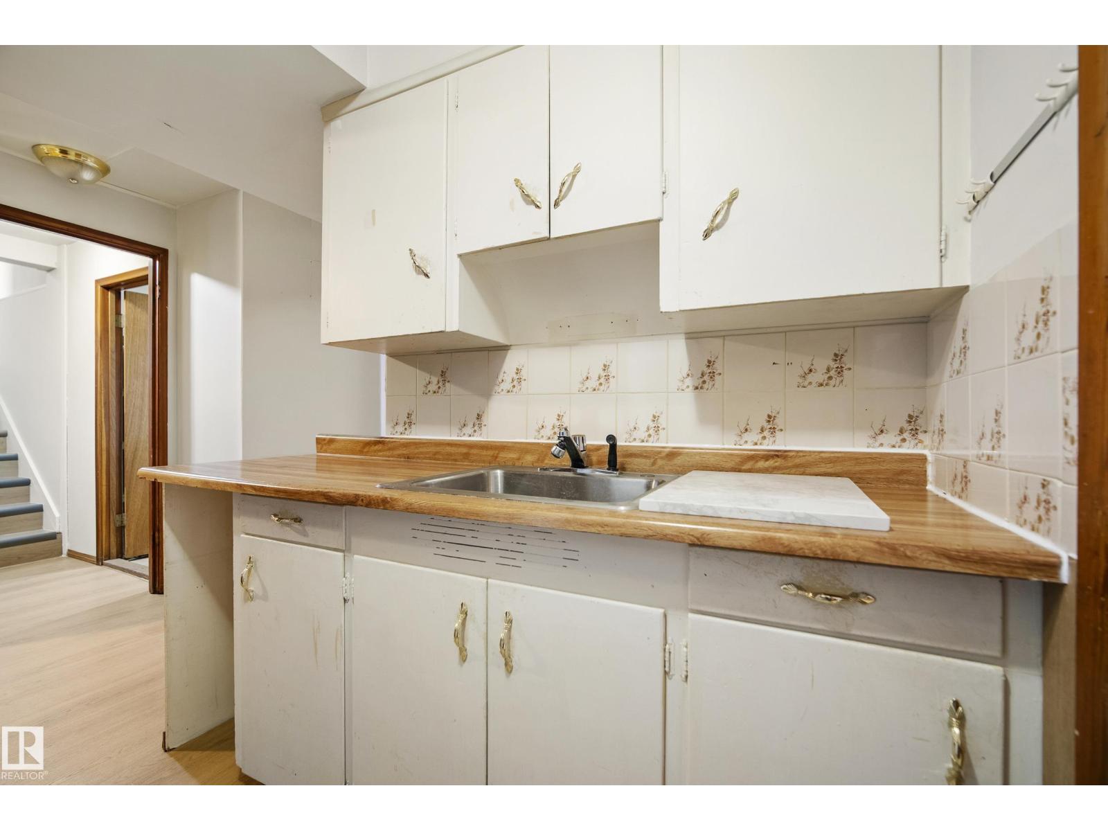 10426 79 St Nw Property Photo 43