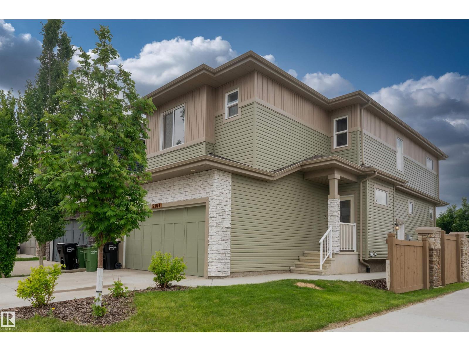 2104 160 St Sw Property Photo 2