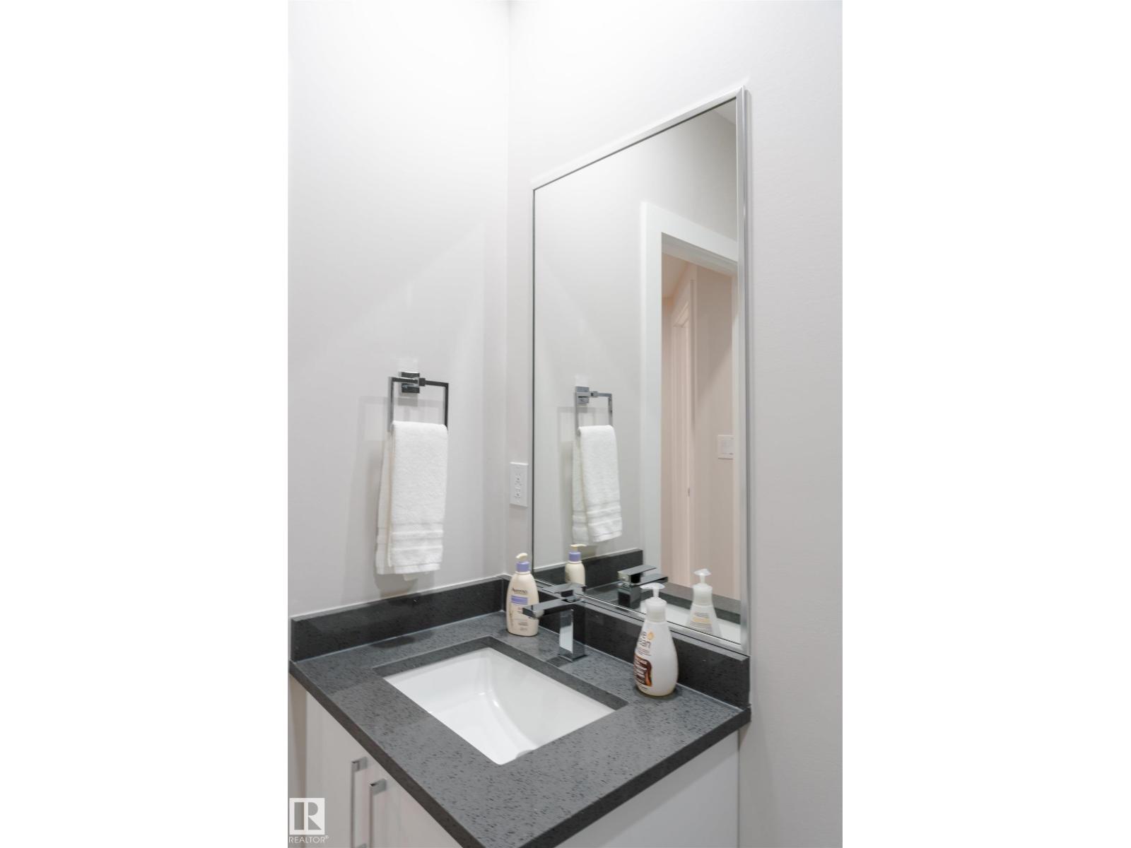 2104 160 St Sw Property Photo 45