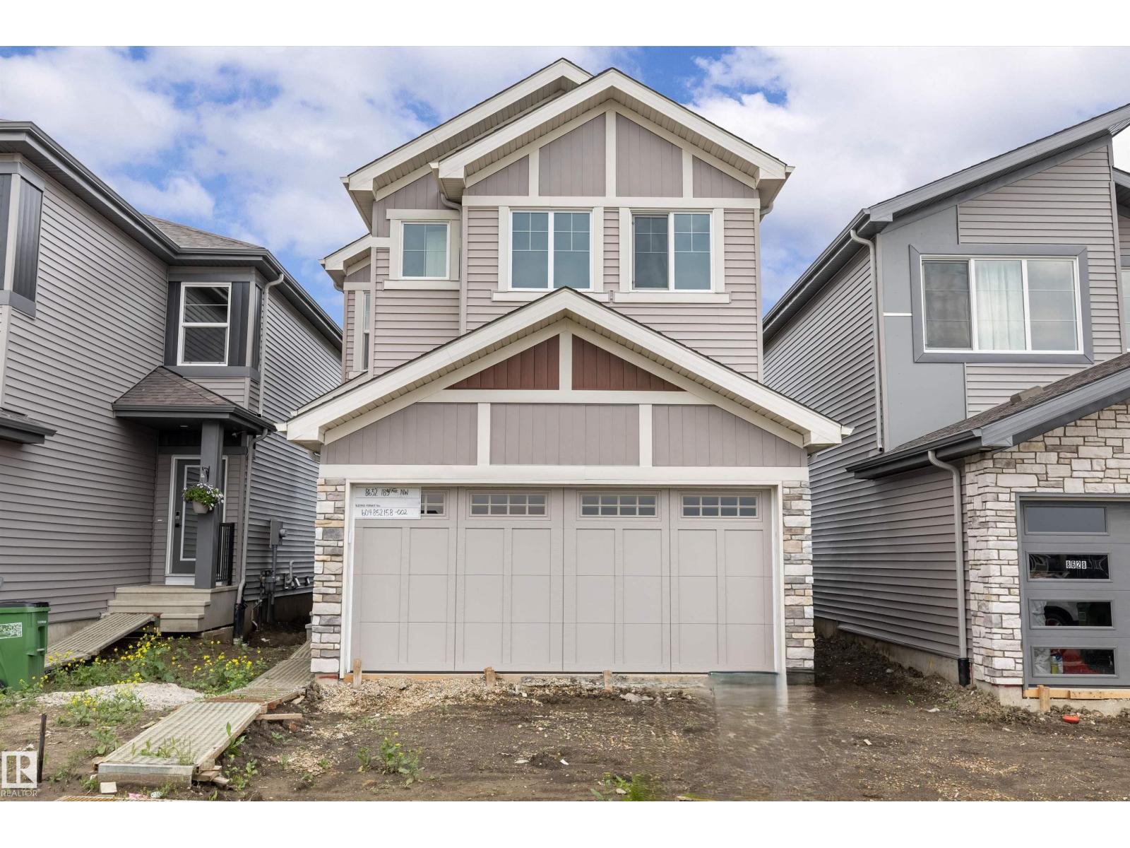 8632 183 Av Nw Property Photo 1