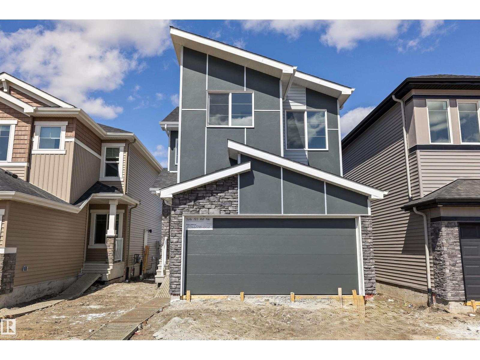 8616 183 Av Nw Property Photo 1