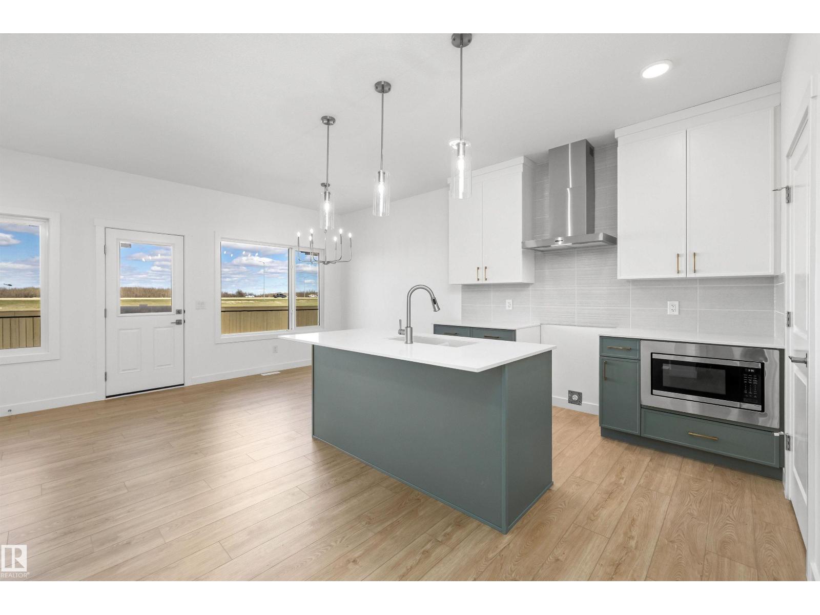 8616 183 Av Nw Property Photo 8