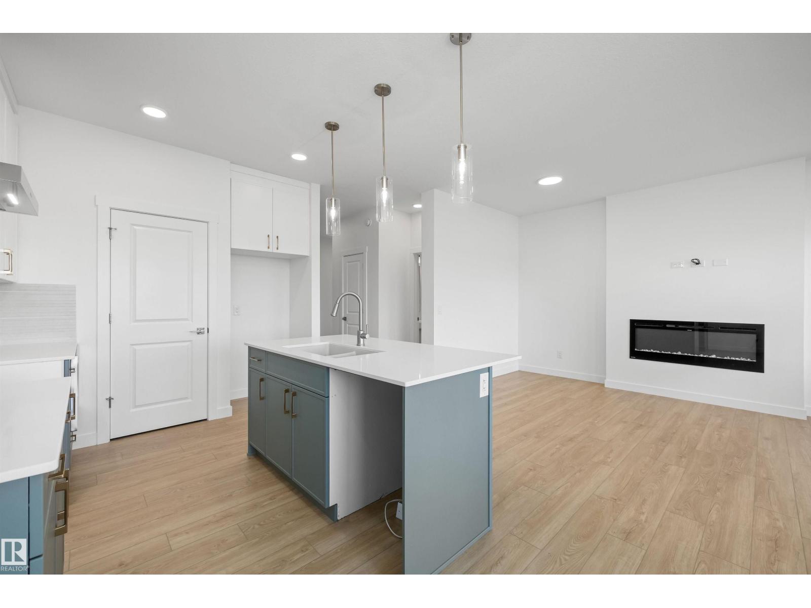 8616 183 Av Nw Property Photo 12