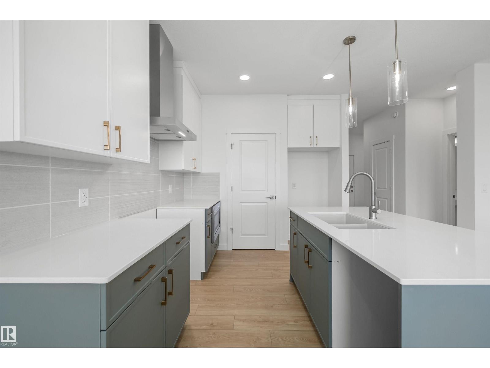 8616 183 Av Nw Property Photo 13