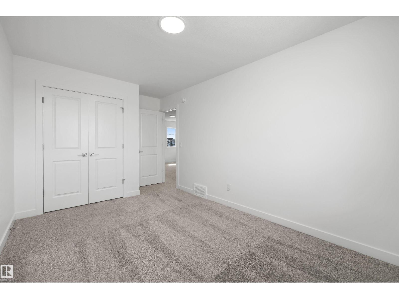 8616 183 Av Nw Property Photo 28