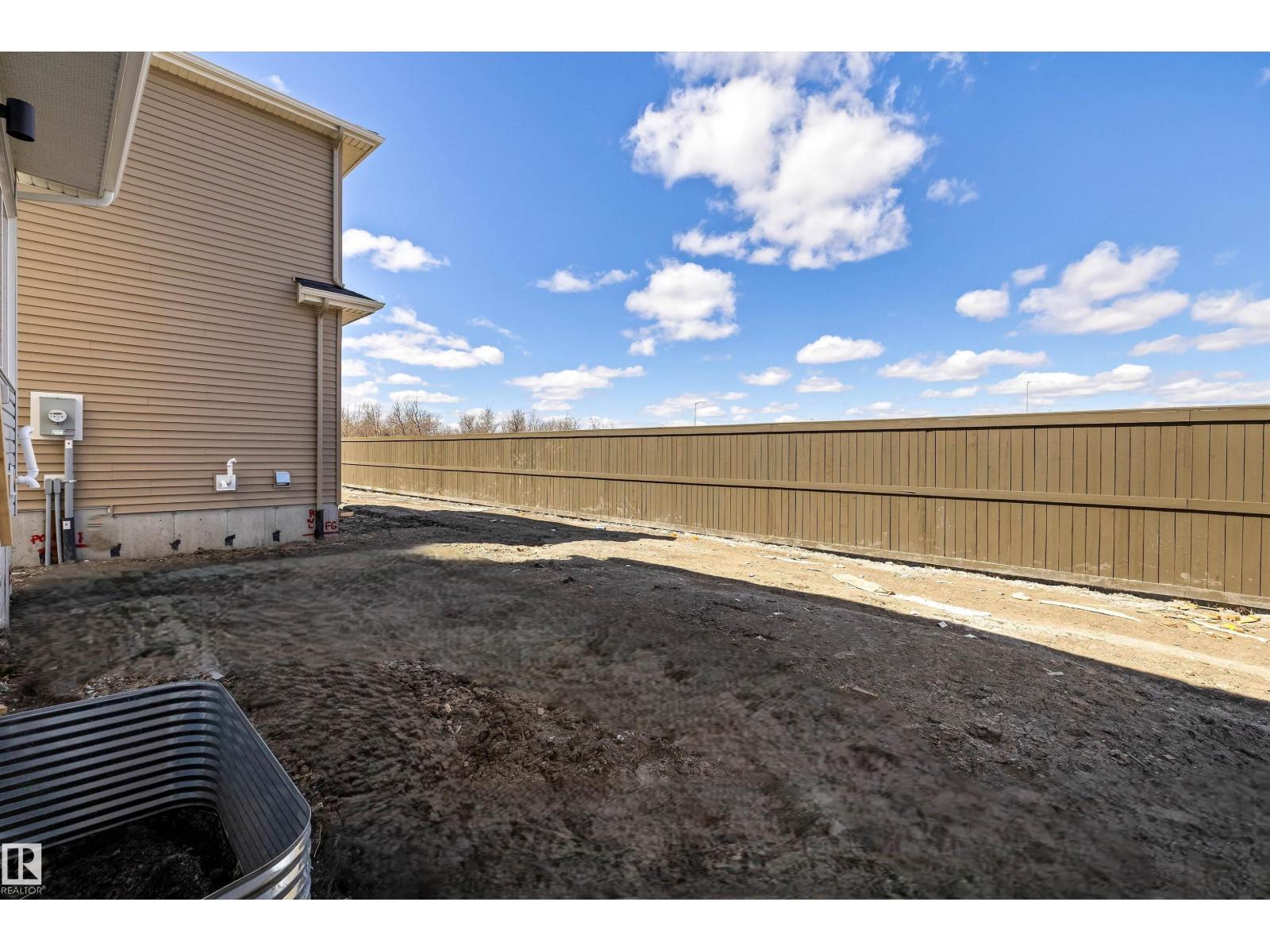 8616 183 Av Nw Property Photo 45
